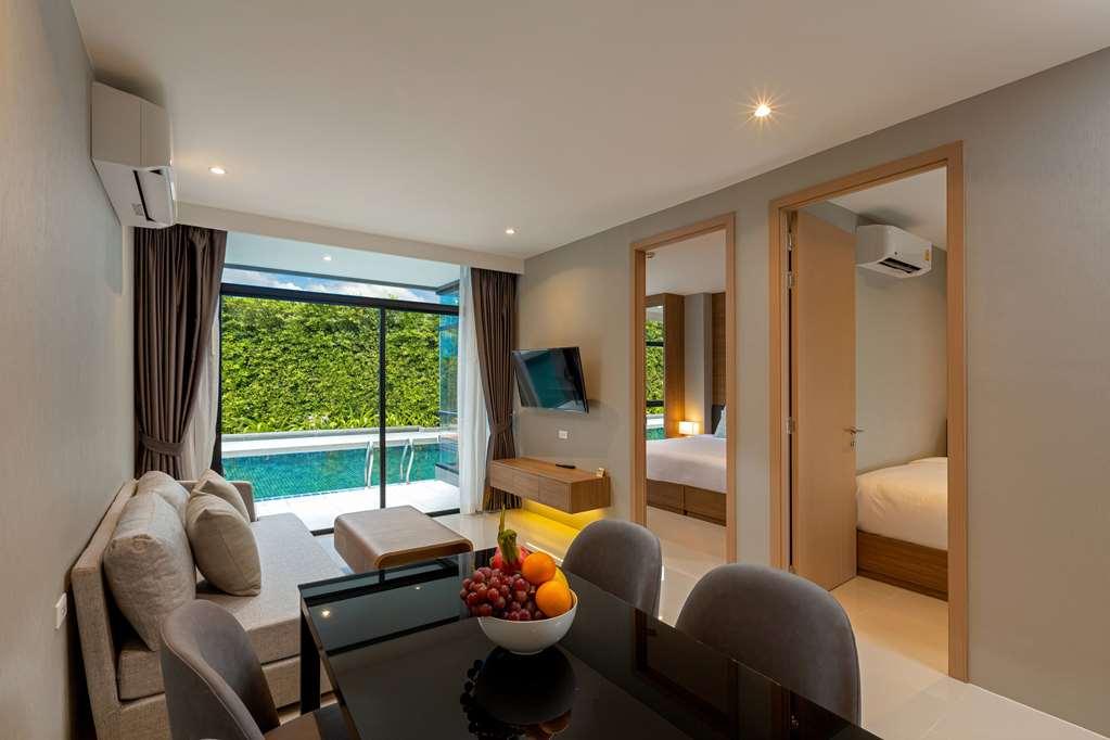 Wyndham Garden Naithon Hotell *